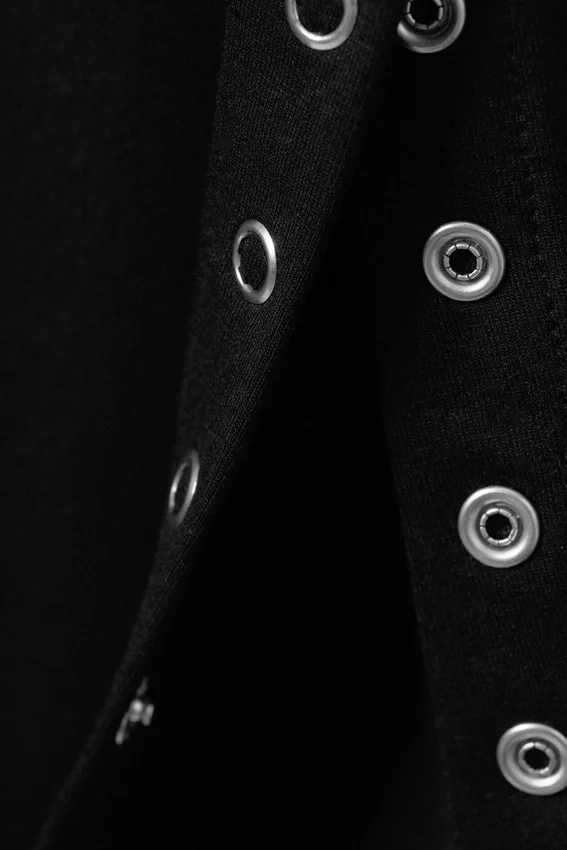 Slim Long-Sleeved Press Stud Top – Black Slim Long-Sleeved Press Stud Top – Black