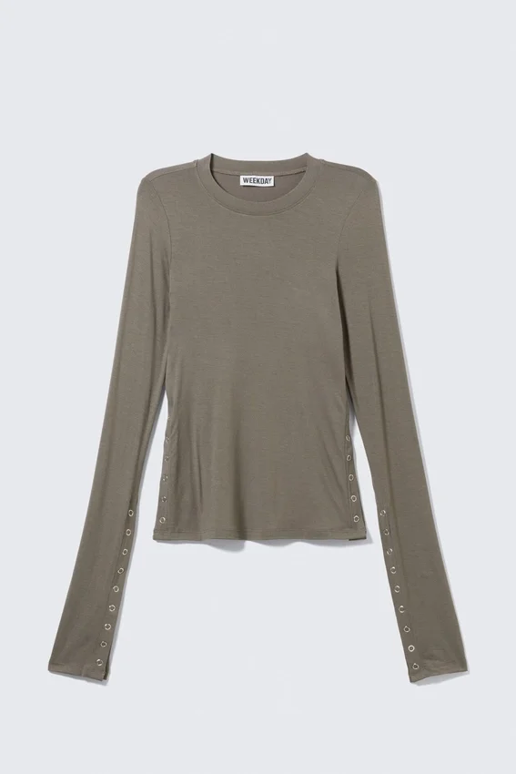Slim Long-Sleeved Press Stud Top – Dusty Grey Slim Long-Sleeved Press Stud Top – Dusty Grey