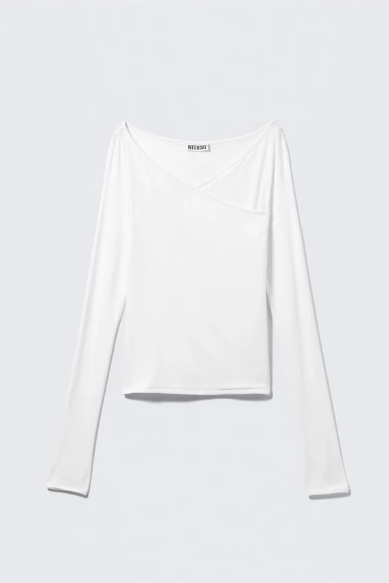 Slim Long-Sleeved Wrap Top – White Slim Long-Sleeved Wrap Top – White