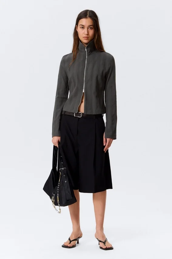 Slim Long-Sleeved Zip Shirt – Dark Grey Slim Long-Sleeved Zip Shirt – Dark Grey