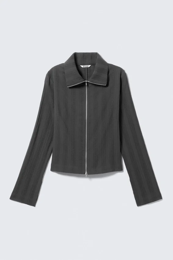 Slim Long-Sleeved Zip Shirt – Dark Grey Slim Long-Sleeved Zip Shirt – Dark Grey