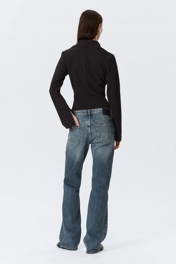 Slim Long-Sleeved Zip Shirt – Striped Black Slim Long-Sleeved Zip Shirt – Striped Black