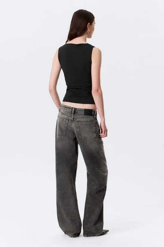 Slim Pierced Seam Sleeveless Top – Black Slim Pierced Seam Sleeveless Top – Black