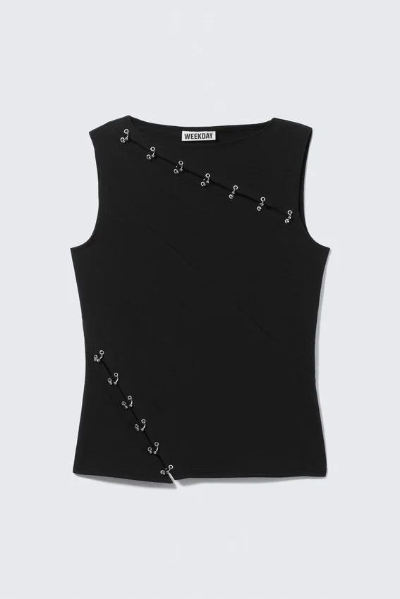 Slim Pierced Seam Sleeveless Top – Black Slim Pierced Seam Sleeveless Top – Black