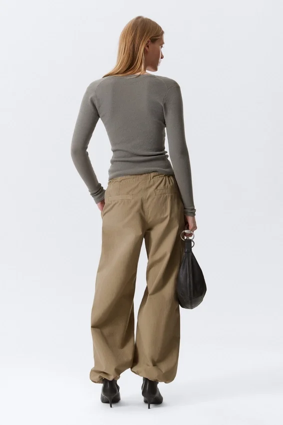 Slim Ruched Button-Front Cardigan – Dark Grey Slim Ruched Button-Front Cardigan – Dark Grey