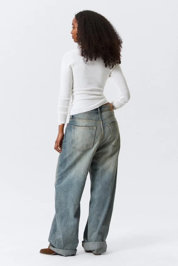 Slim Ruched Button-Front Cardigan – Off-White Slim Ruched Button-Front Cardigan – Off-White