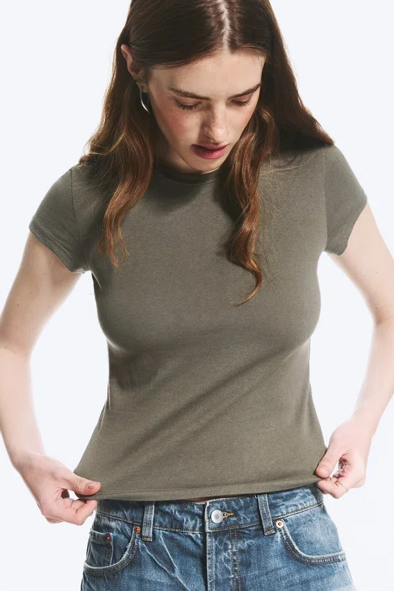 Slim Short-Sleeved Cotton T-Shirt – Dusty Khaki Green Slim Short-Sleeved Cotton T-Shirt – Dusty Khaki Green