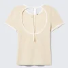 Slim Short-Sleeved Open-Back Top – Beige – White Binding Slim Short-Sleeved Open-Back Top – Beige – White Binding