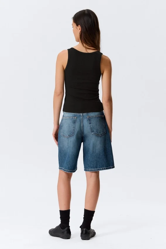 Slim Square Neck Ribbed Tank Top – Black Slim Square Neck Ribbed Tank Top – Black