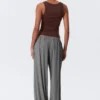 Slim Square Neck Ribbed Tank Top – Burgundy Slim Square Neck Ribbed Tank Top – Burgundy