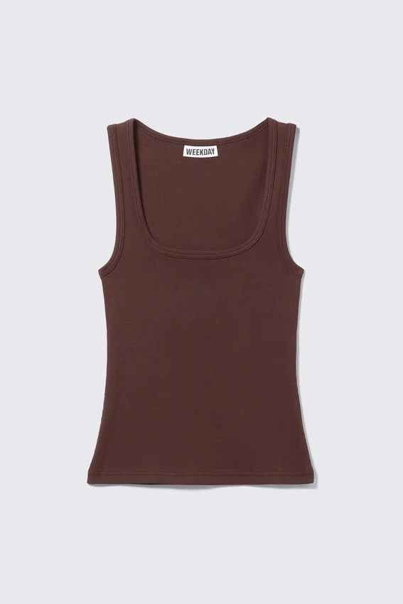 Slim Square Neck Ribbed Tank Top – Burgundy Slim Square Neck Ribbed Tank Top – Burgundy