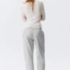 Slim V-Neck Long-Sleeved Top – Off-White Slim V-Neck Long-Sleeved Top – Off-White