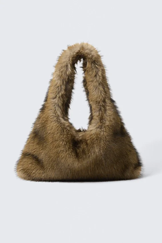 Slouchy Faux Fur Shoulder Bag – Beige Slouchy Faux Fur Shoulder Bag – Beige