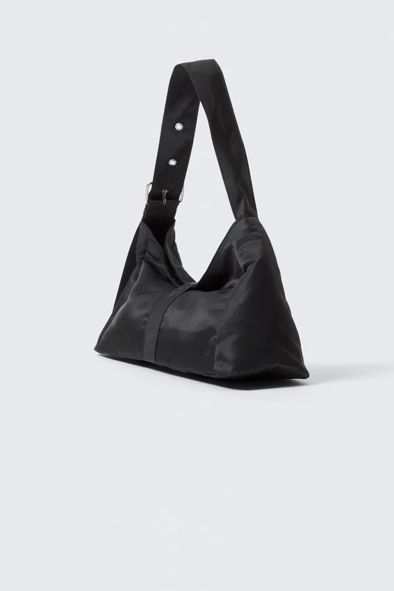 Small Slouched Clasp Shoulder Bag – Black Small Slouched Clasp Shoulder Bag – Black