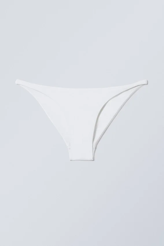 Smooth Low-Rise Bikini Bottoms – White Smooth Low-Rise Bikini Bottoms – White