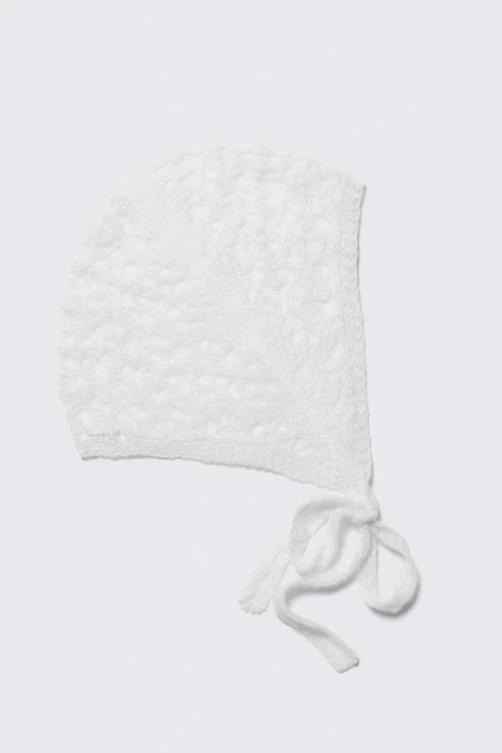Soft Knitted Bonnet – White Soft Knitted Bonnet – White