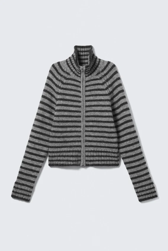 Soft Knitted Fitted Zip Cardigan – Black & Grey Stripes Soft Knitted Fitted Zip Cardigan – Black & Grey Stripes