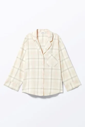 Soft Long-Sleeved Flannel Shirt – Light Beige Check