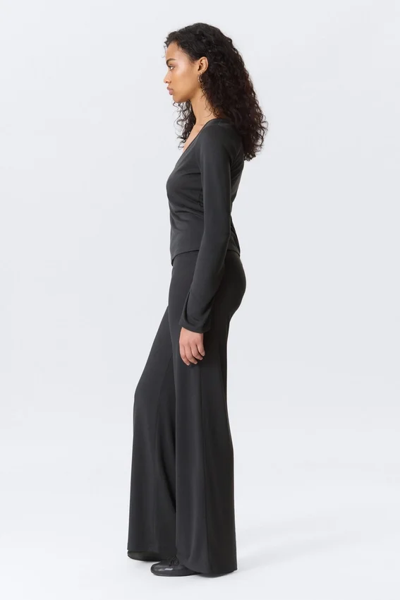 Soft Low Rise Loose Wide Leg Trousers – Washed Black Soft Low Rise Loose Wide Leg Trousers – Washed Black