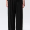 Soft Mid-Rise Balloon Trousers – Black Soft Mid-Rise Balloon Trousers – Black