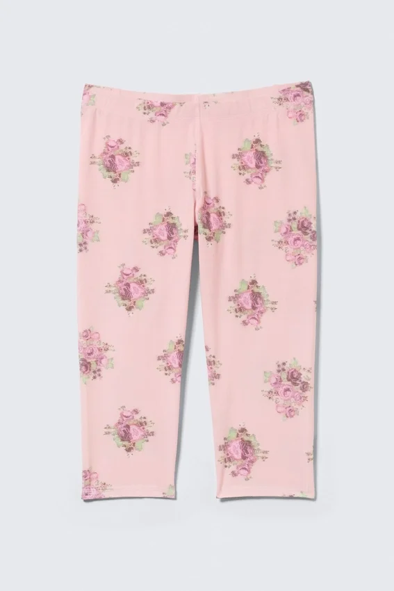 Soft Mid Rise Capri Leggings – Light Pink – Floral Soft Mid Rise Capri Leggings – Light Pink – Floral