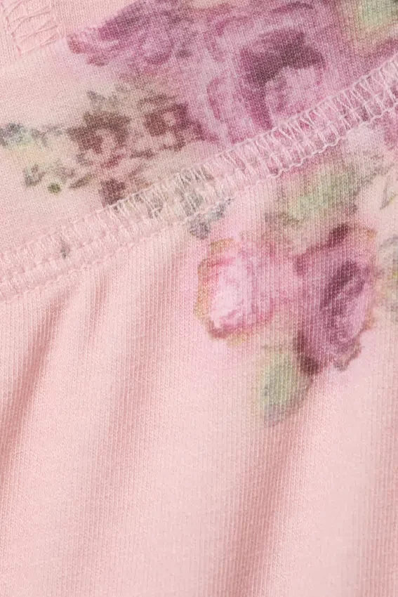 Soft Mid Rise Capri Leggings – Light Pink – Floral Soft Mid Rise Capri Leggings – Light Pink – Floral