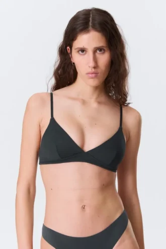 Soft Padded Triangle Bra – Black