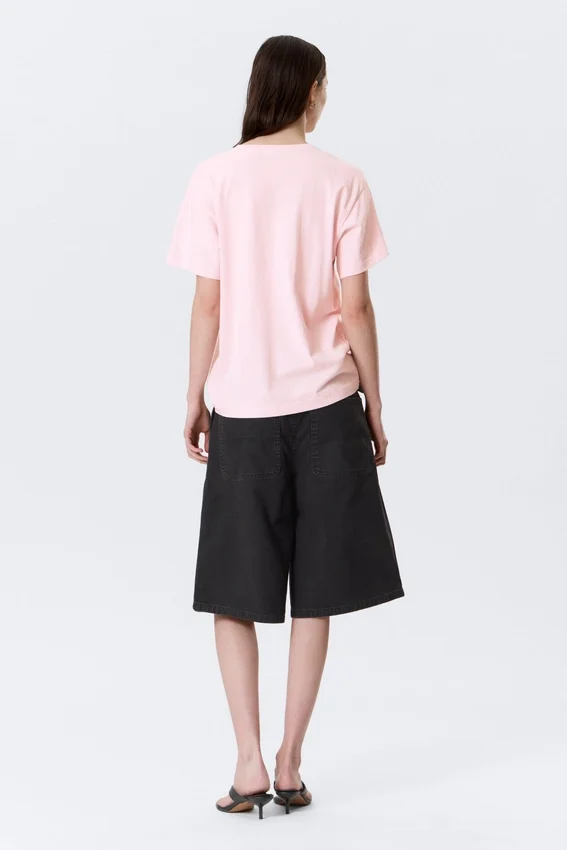 Soft Regular Fit Cotton T-Shirt – Light Pink Soft Regular Fit Cotton T-Shirt – Light Pink