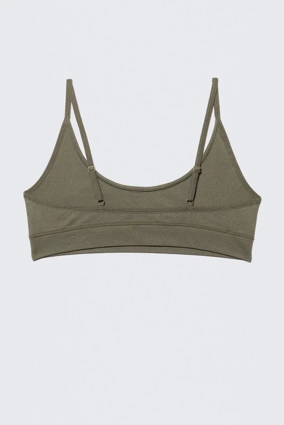 Soft Seamless Scooped Bra – Dark Khaki Green Soft Seamless Scooped Bra – Dark Khaki Green