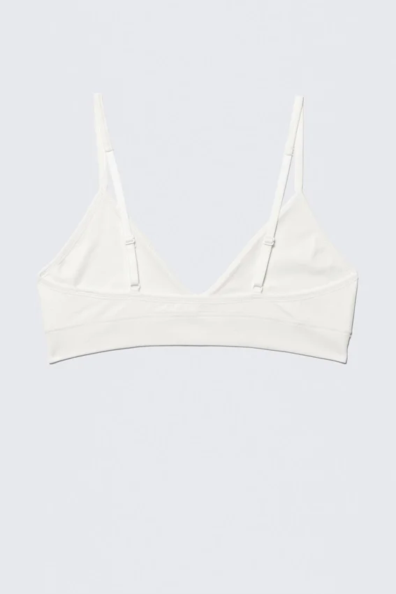 Soft Seamless Triangle Bra – White Soft Seamless Triangle Bra – White
