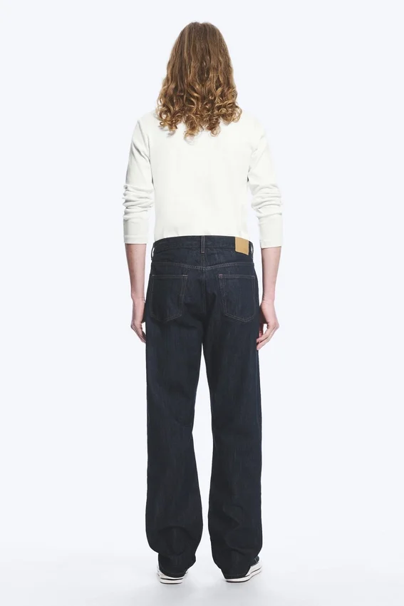 Space Mid Rise Relaxed Straight Jeans – Blue Rinse – Dark Blue Space Mid Rise Relaxed Straight Jeans – Blue Rinse – Dark Blue