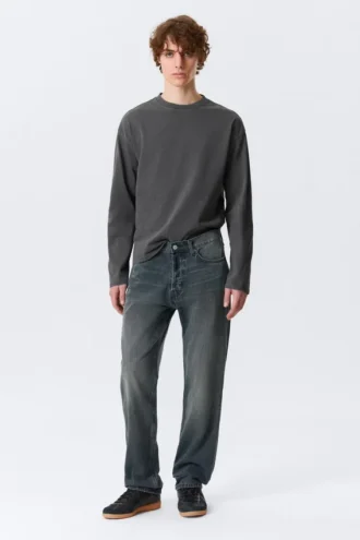 Space Mid Rise Relaxed Straight Jeans – Kourtney Blue – Dark Blue