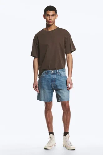 Space Relaxed Mid-Thigh Denim Shorts – Radio Blue – Medium Blue