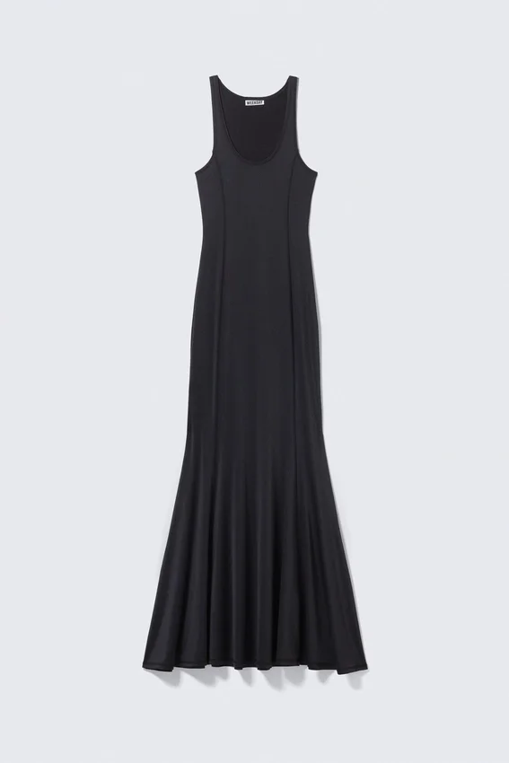 Sporty Fit-And-Flare Maxi Dress – Black Sporty Fit-And-Flare Maxi Dress – Black