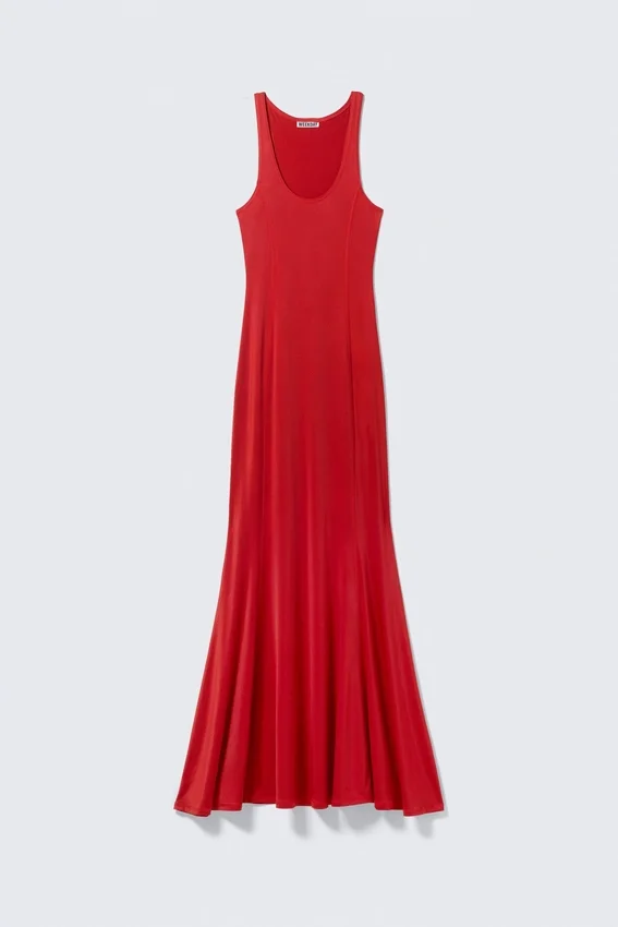 Sporty Fit-And-Flare Maxi Dress – Red Sporty Fit-And-Flare Maxi Dress – Red
