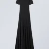 Sporty Short Sleeve Maxi Dress – Black Sporty Short Sleeve Maxi Dress – Black
