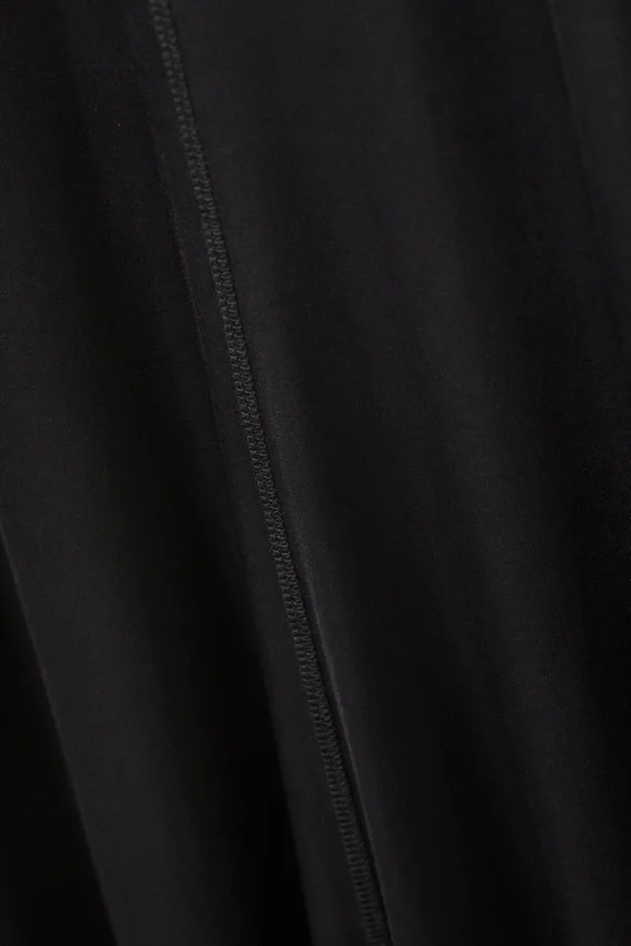 Sporty Short Sleeve Maxi Dress – Black Sporty Short Sleeve Maxi Dress – Black