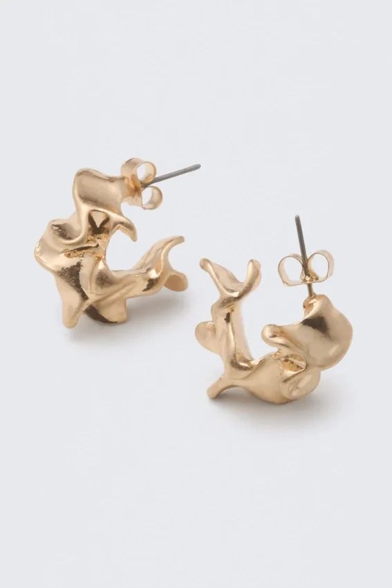 Spun Hoops – Golden Spun Hoops – Golden