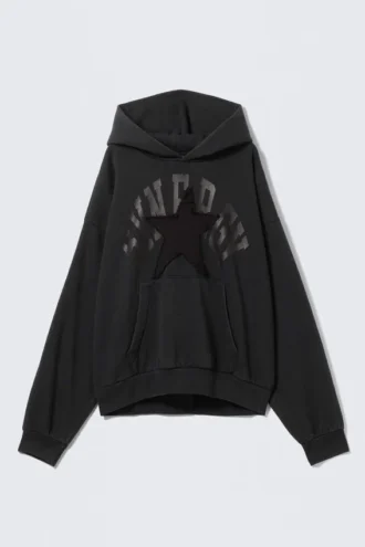 Square Loose Fit Graphic Hoodie – Black – Synergy