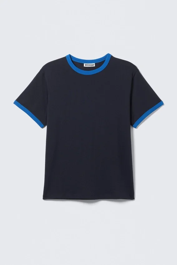 Standard Fit T-Shirt – Dark Blue Standard Fit T-Shirt – Dark Blue