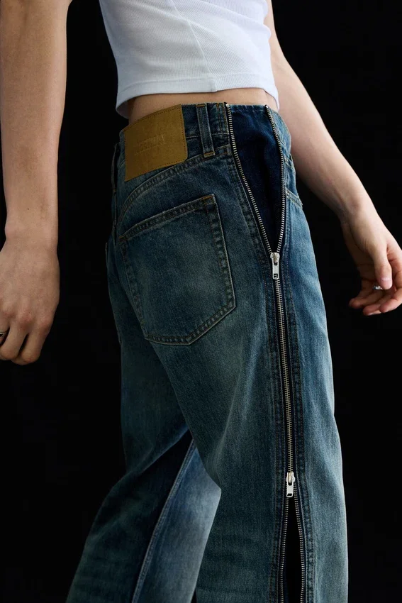 Straight Leg Zip Jeans – Mid Blue – Medium Blue Straight Leg Zip Jeans – Mid Blue – Medium Blue
