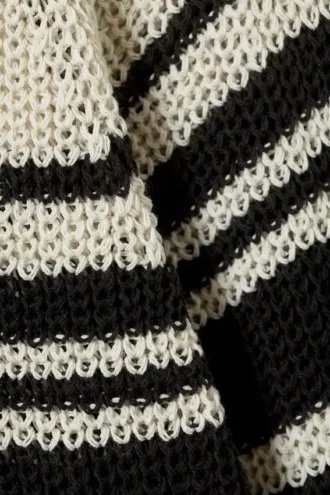 Striped Knitted Raglan-Sleeved Sweater – Striped Beige