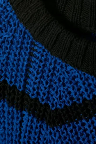 Striped Knitted Raglan-Sleeved Sweater – Striped Blue