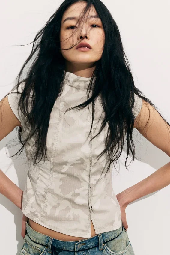 Structured Asymmetric Cotton Top – Light Mole – Camouflage Structured Asymmetric Cotton Top – Light Mole – Camouflage