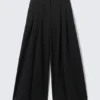 Super Wide Pleated Suiting Trousers – Black Super Wide Pleated Suiting Trousers – Black