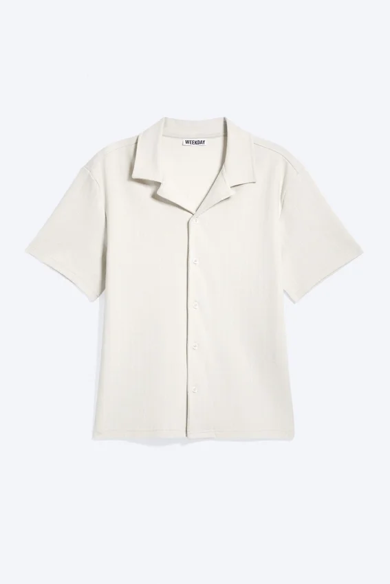 Textured Short-Sleeved Resort Shirt – Light Dusty Mole Textured Short-Sleeved Resort Shirt – Light Dusty Mole