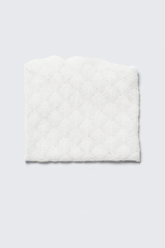 Textured Triangle Knit Scarf – Light White Textured Triangle Knit Scarf – Light White
