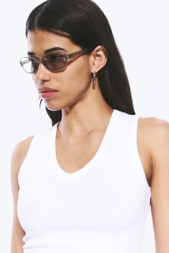 Thin Oval Frame Sunglasses – Greige – Grey Lenses Thin Oval Frame Sunglasses – Greige – Grey Lenses