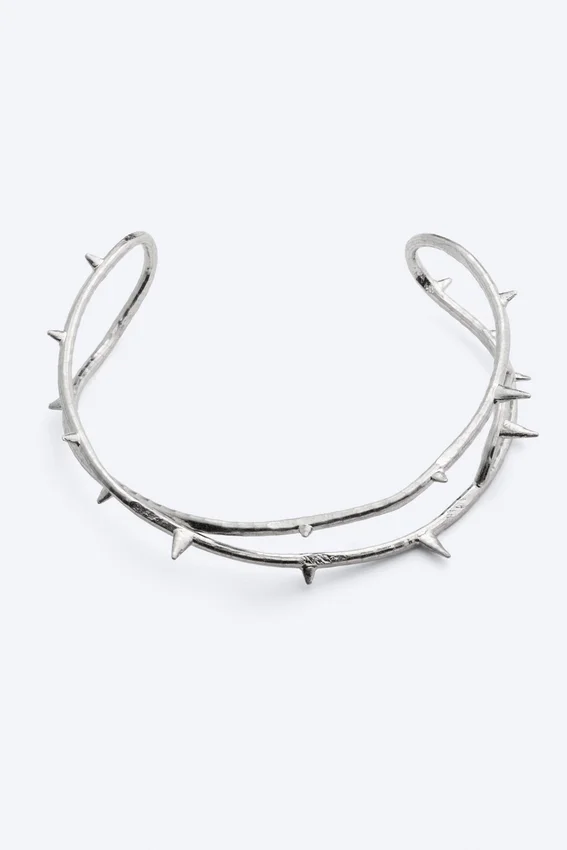 Thorn Choker Necklace – Dusty Light/Grey Thorn Choker Necklace – Dusty Light/Grey