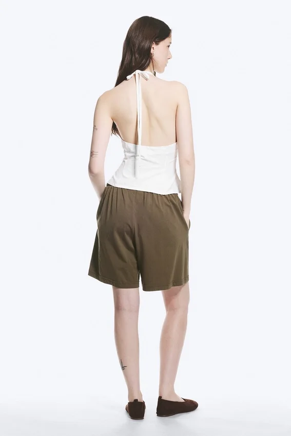 Tie-Back Hook-And-Eye Halterneck Top – White Tie-Back Hook-And-Eye Halterneck Top – White